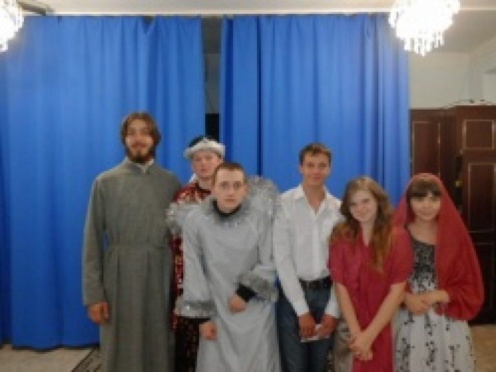 Православная молодежь Междуреченска выступила со спектаклем в реабилитационном центре для несовершеннолетних