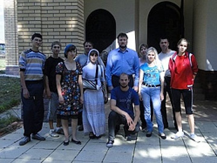 Православная молодежь А-Судженского благочиния пытается возродить жизнь на сельском приходе
