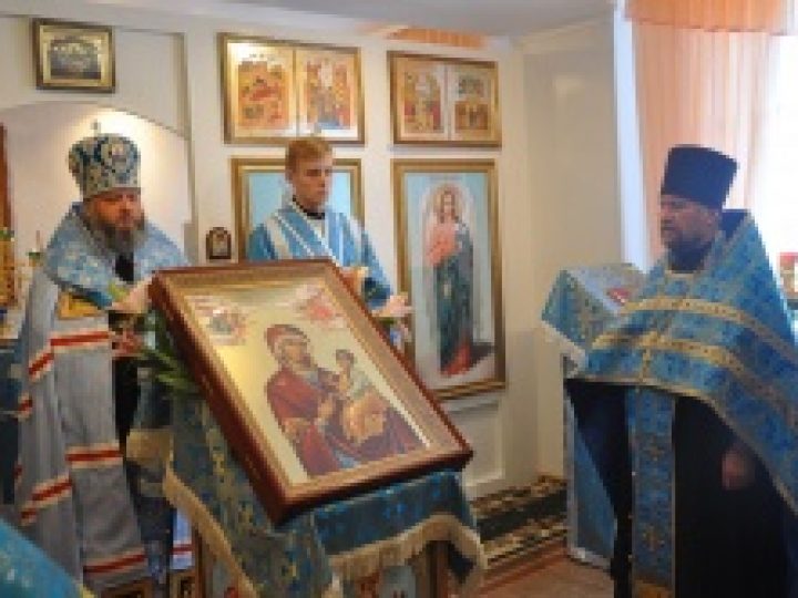 Митрополит Аристарх освятил домовый храм Кемеровской электротранспортной компании