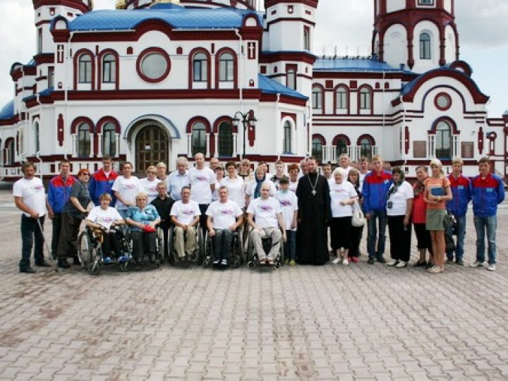 Храм-мемориал в Новокузнецке посетили участники Областного автопробега инвалидов