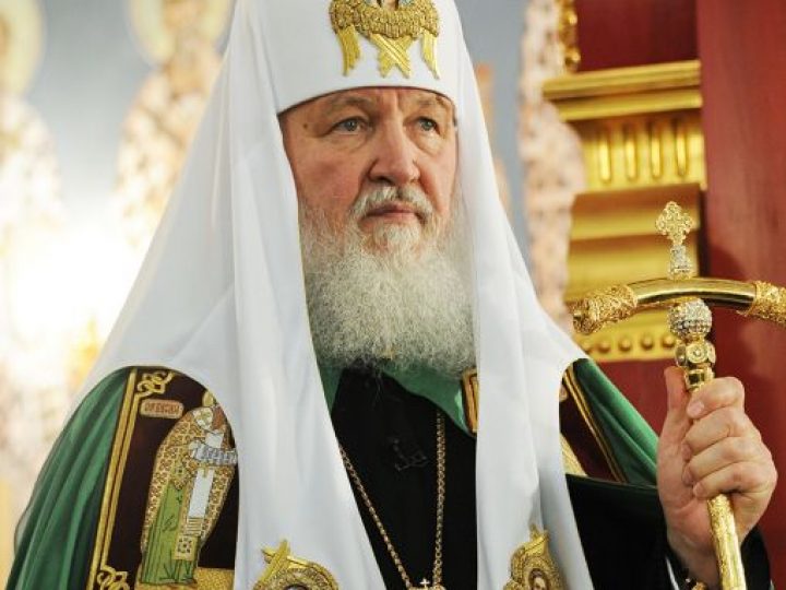 Патриарх Кирилл: Место служение священника  — не только храм