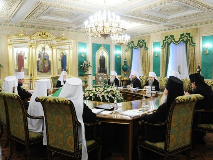 Священный Синод выразил признательность митрополиту Аристарху и губернатору А.Г. Тулееву за внимание и теплый прием, оказанные Патриарху Кириллу в Кузбассе