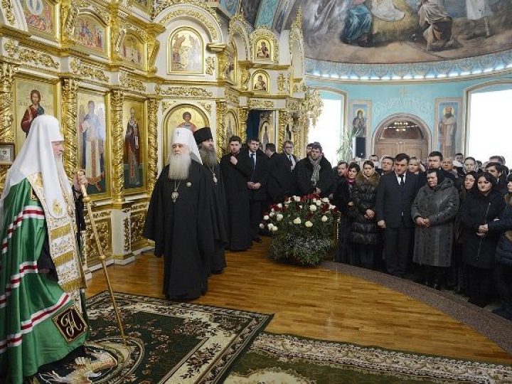 Патриарх Кирилл: Подлинная любовь всегда связана с самопожертвованием