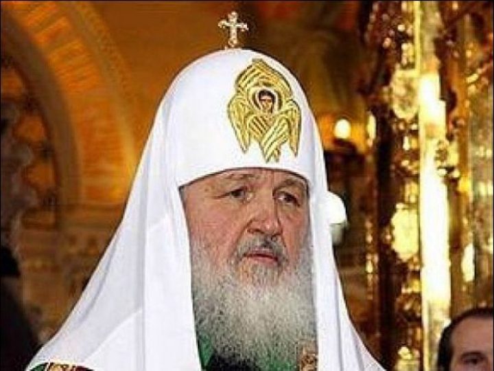 Святейший Патриарх Кирилл призвал неустанно совершать особую молитву о мире на Украине