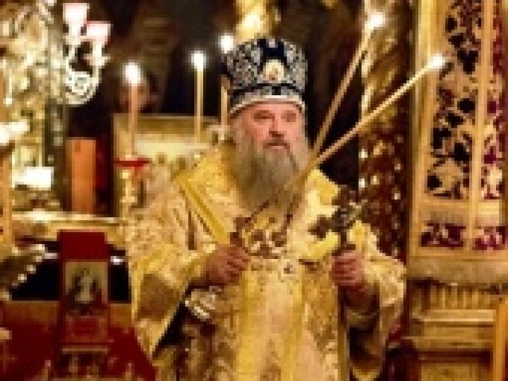 Митрополит Санкт-Петербургский и Ладожский Варсонофий совершил Литургию в Русском на Афоне Пантелеимоновом монастыре