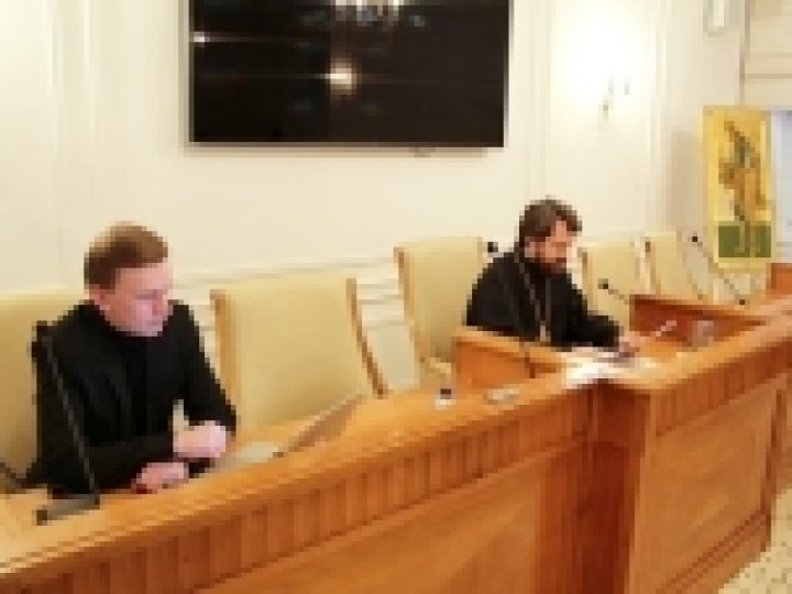 Синодальная библейско-богословская комиссия утвердила первый проект Катехизиса Русской Православной Церкви