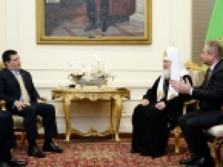 Святейший Патриарх Кирилл встретился с Президентом Республики Парагвай Орасио Картесом