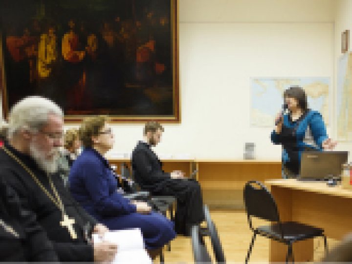 При поддержке Синодального отдела по церковной благотворительности в Санкт-Петербурге прошел семинар по организации доступной среды в храмах
