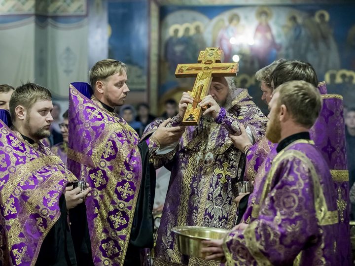 26 сентября 2017 г. Чин воздвижения Креста Господня в Знаменском кафедральном соборе