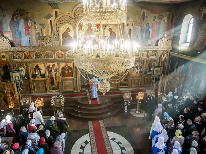 14 октября 2017 г. Празднование 25-летия со дня открытия Свято-Серафимо-Покровского женского монастыря г. Ленинска-Кузнецкого