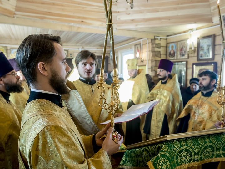 25 ноября 2017 г. Освящение храма блаженной Матроны Московской в деревне Красноярка Ленинск-Кузнецкого района