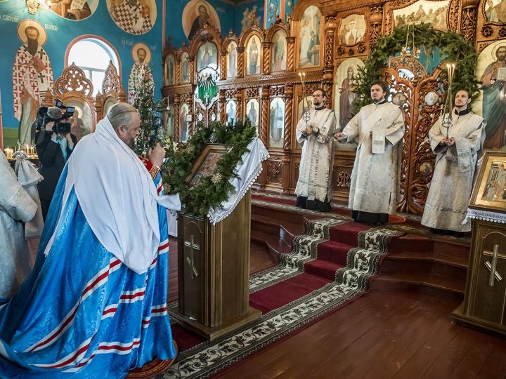 8 января 2018 г. Великая вечерня в Покровском храме Прокопьевска