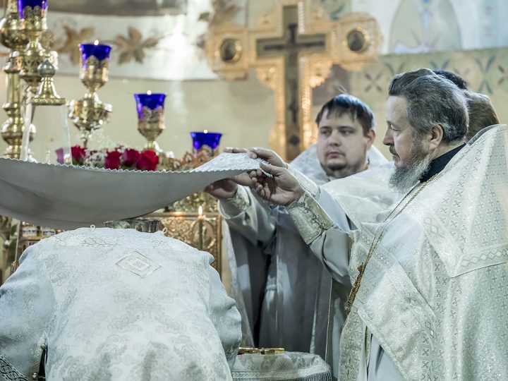 9 января 2018 г. Божественная Литургия в соборе Рождества Иоанна Предтечи г. Прокопьевска