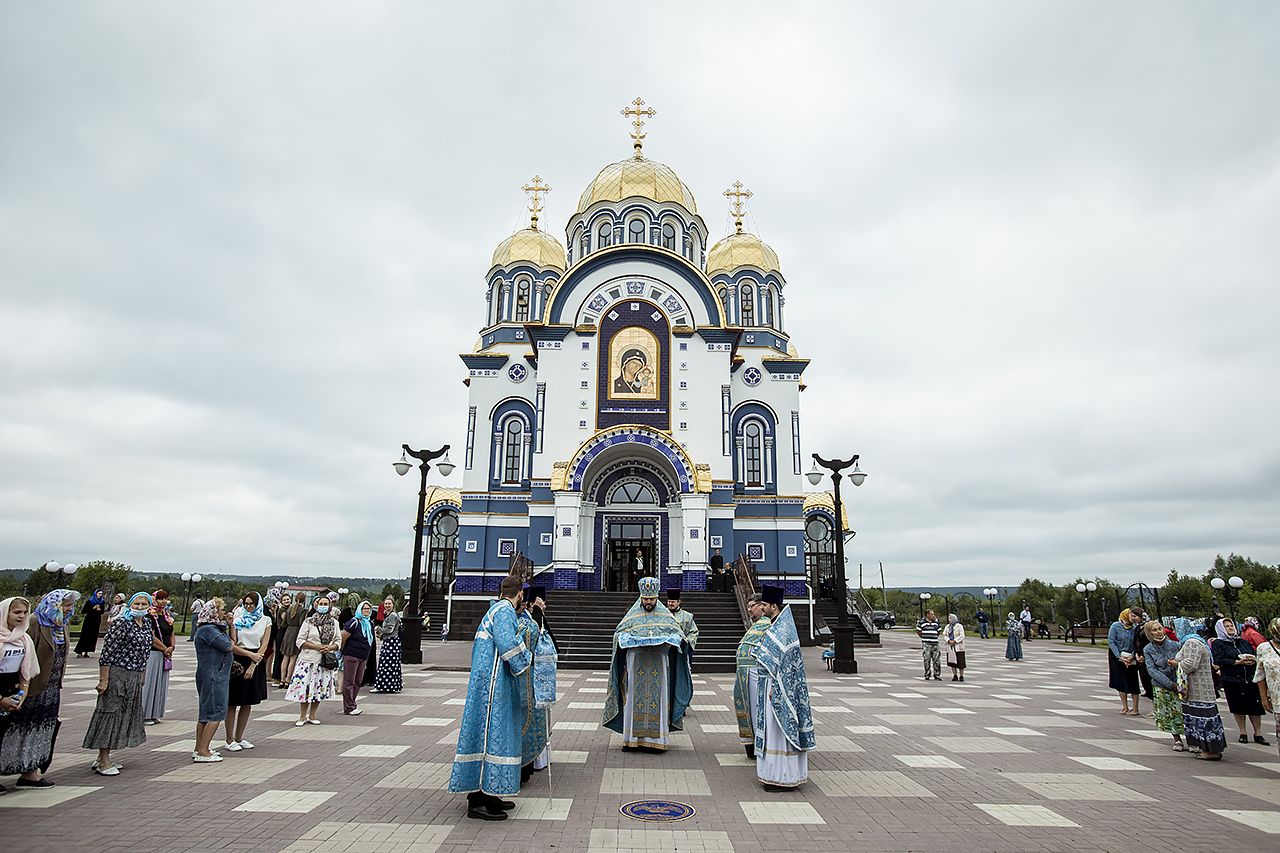 21 июля 2020 г. Молебен в престольный день Казанского храма в Кемерове