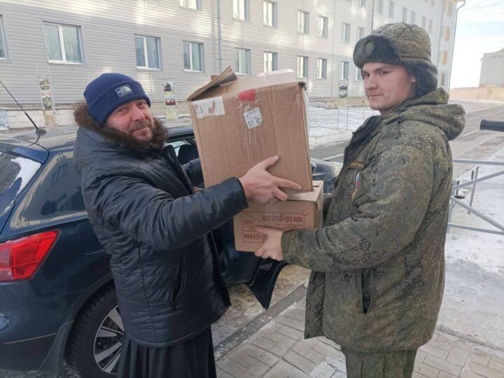 В Мариинске собрали гуманитарную помощь военнослужащим