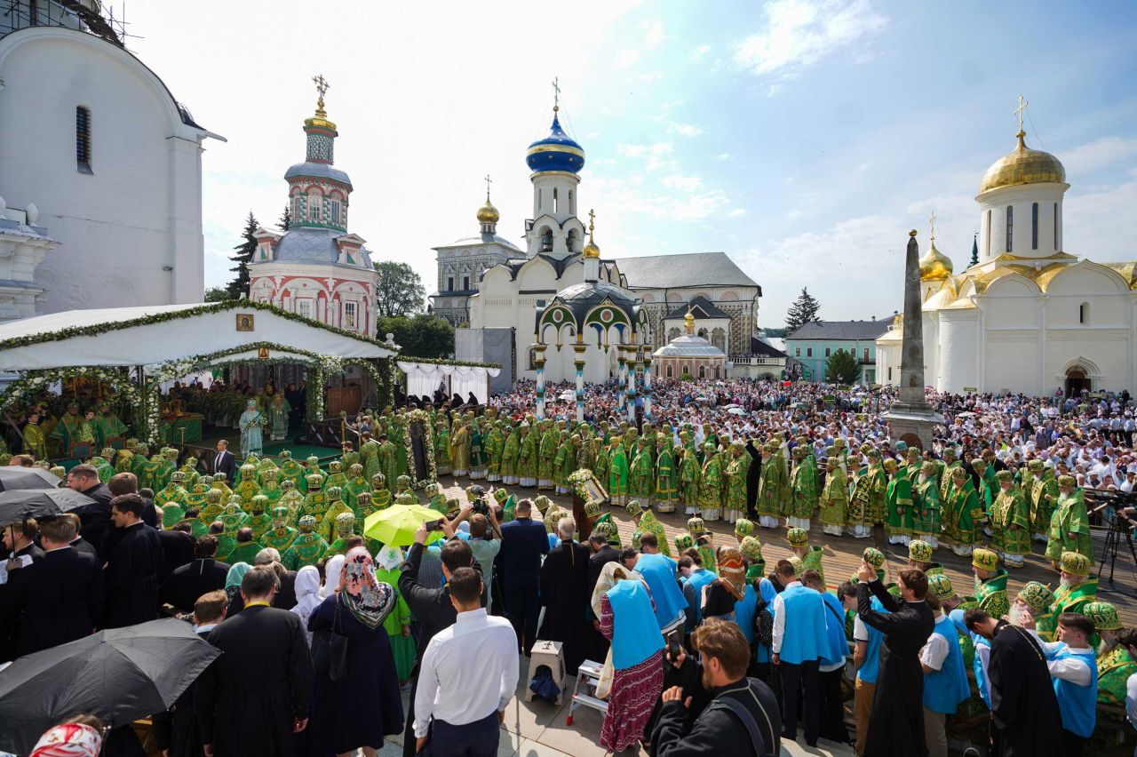 Митрополит Аристарх принял участие в праздничных богослужениях в Троице-Сергиевой лавре