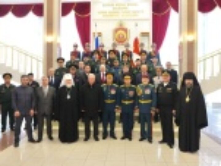 Митрополит Ставропольский Кирилл принял участие в торжественном мероприятии, посвященном 80-летию Академии войск Национальной гвардии