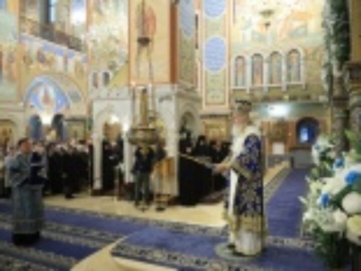 В Зачатьевском монастыре Москвы состоялось празднование в честь 25-летия перенесения образа Богоматери «Милостивая» в обитель и 25-летия возведения в сан игумении настоятельницы монастыря