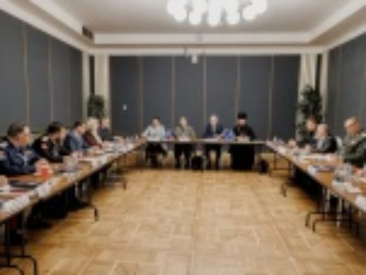 Ответственный секретарь Синодального комитета по взаимодействию с казачеством принял участие в заседании постоянной комиссии по развитию государственной политики в отношении российского казачества
