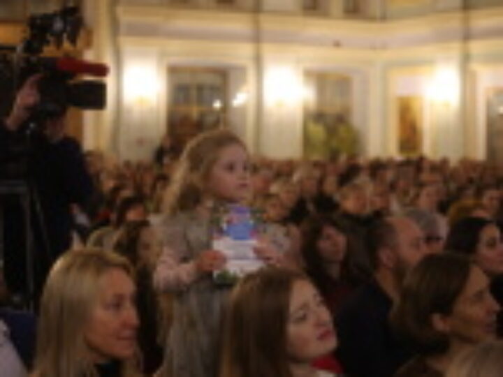 19 декабря в Москве при поддержке Синодального отдела по благотворительности откроется благотворительный фестиваль «Звезда Рождества»