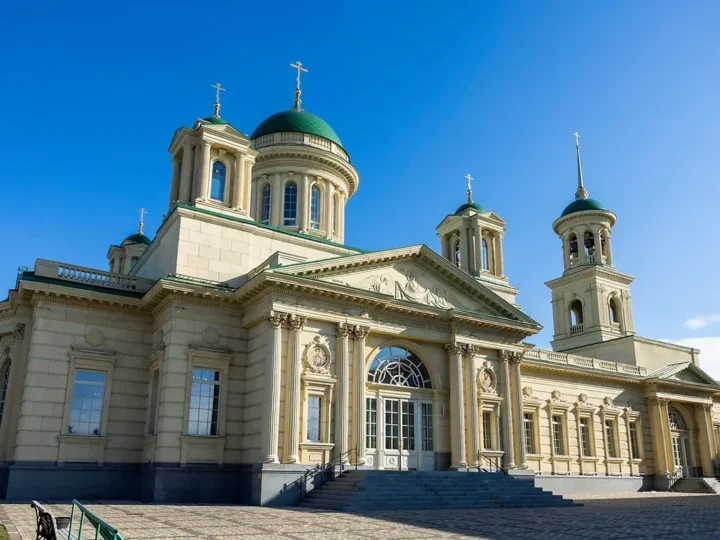 14 октября 2025 г. Торжества престольного дня храма Покрова Пресвятой Богородицы города Полысаево