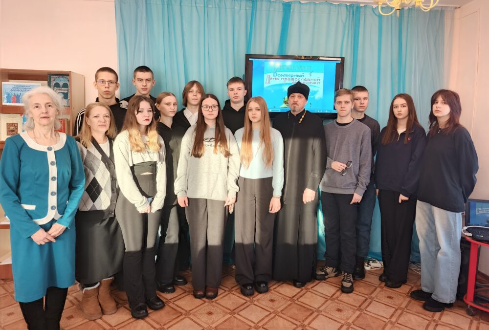 Встреча священника с молодёжью состоялась в Ижморском