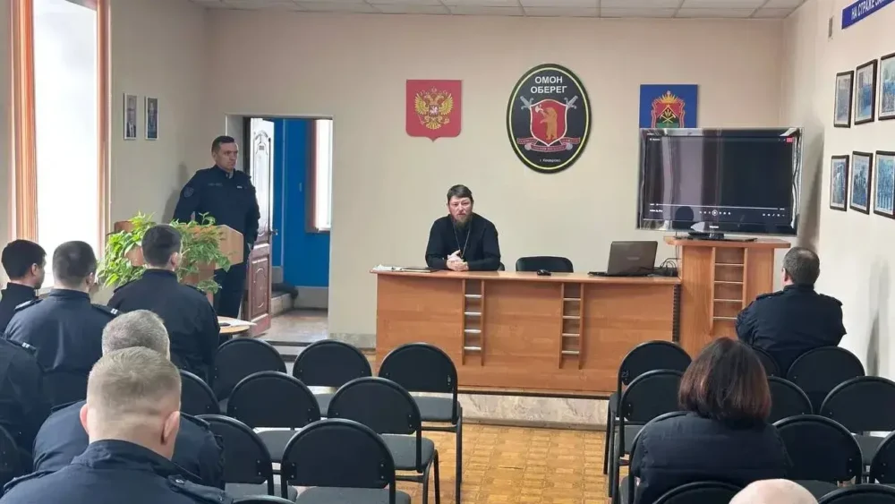 Состоялась встреча священника с личным составом ОМОН «Оберег»