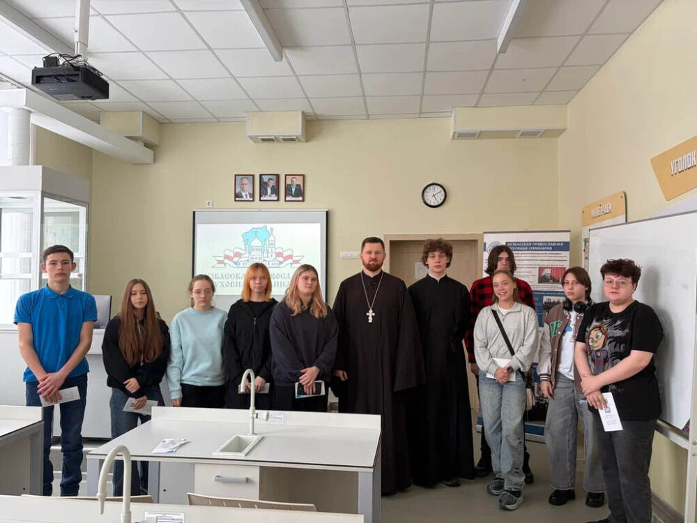 Кузбасская семинария приняла участие в Большой университетской неделе