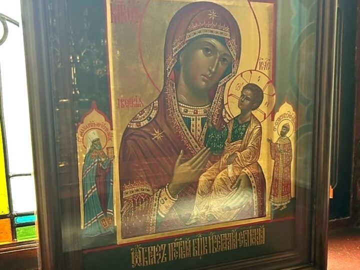 На территории Знаменского соборного комплекса пройдёт Крестный ход с иконой Божией Матери «Иверская-Сибирская»