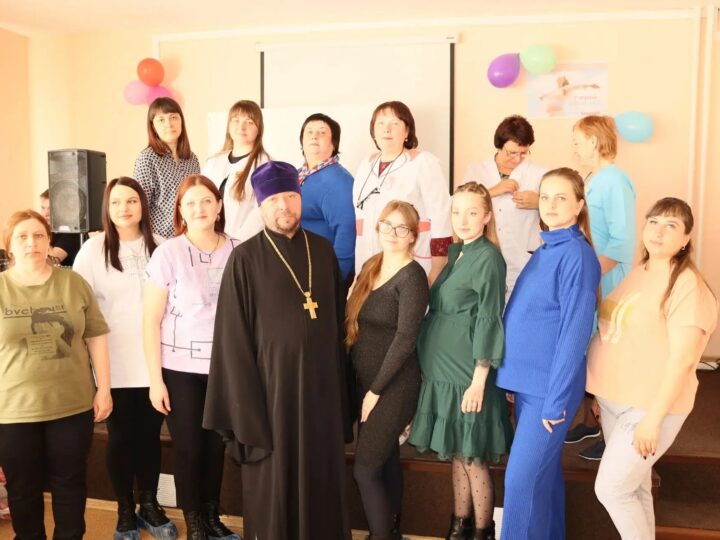 Чебулинский священник принял участие в мероприятии, приуроченном ко Всероссийскому дню беременных