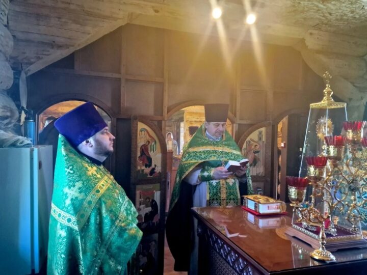 В отдалённом посёлке Таштагольского района прошло богослужение
