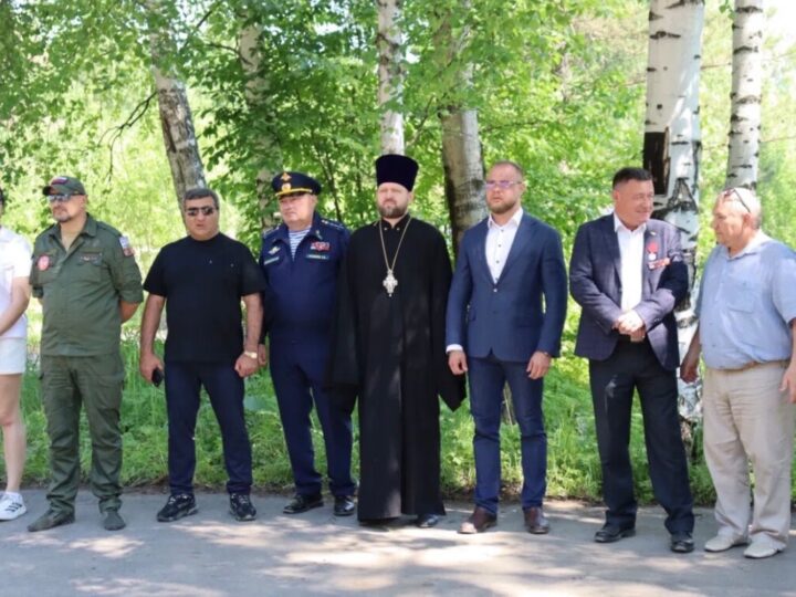 Благочинный Калтанского округа принял участие в областном военно-спортивном марш- броске «Доблесть 2.0-2026»