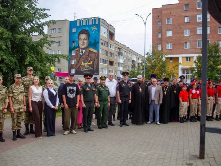 Епископ Даниил принял участие в открытии мурала Победы