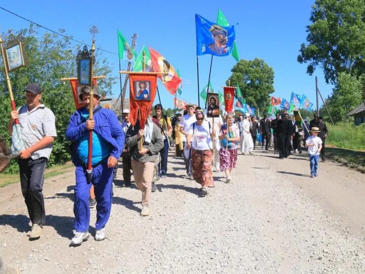 Федоровский крестный ход достиг Томской области