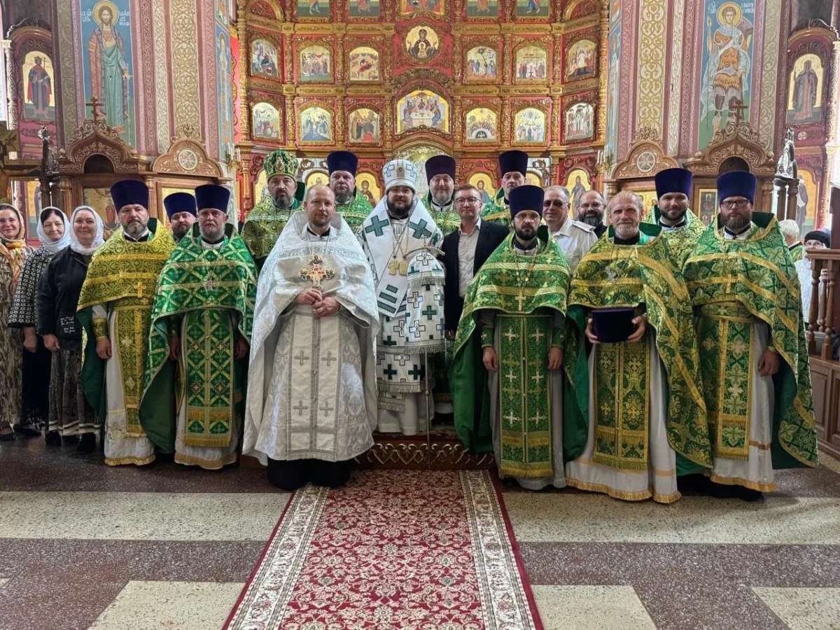 День архиерейской хиротонии епископа Мариинского и Юргинского Иннокентия праздновали в Юрге