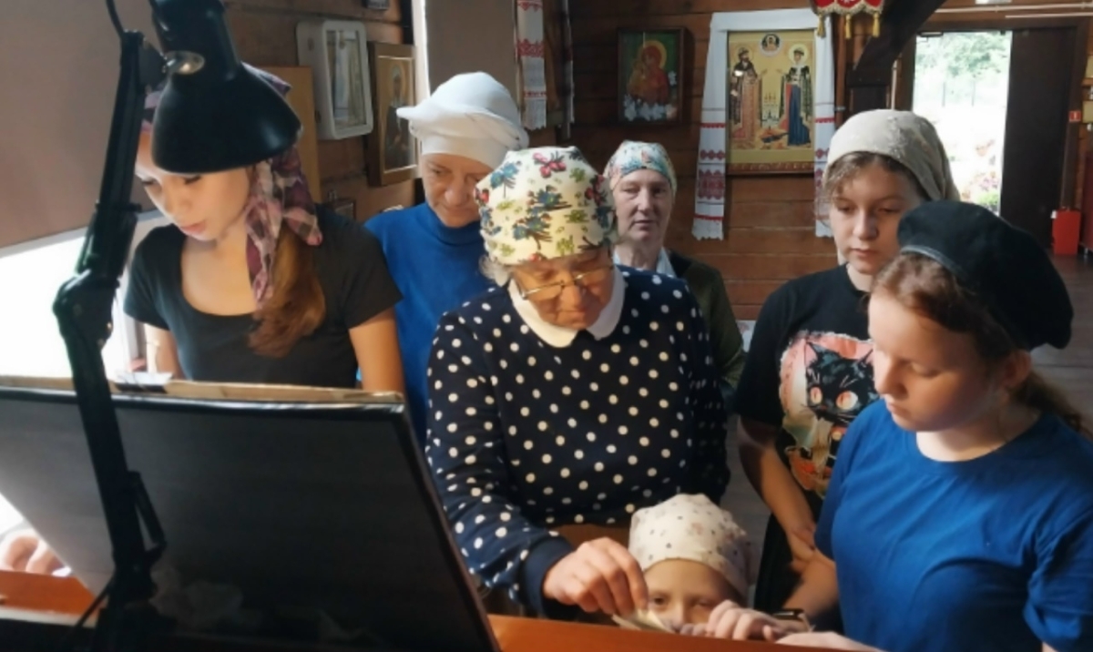 Православная молодёжь Осинников провела совместную подготовку к Таинству Причастия