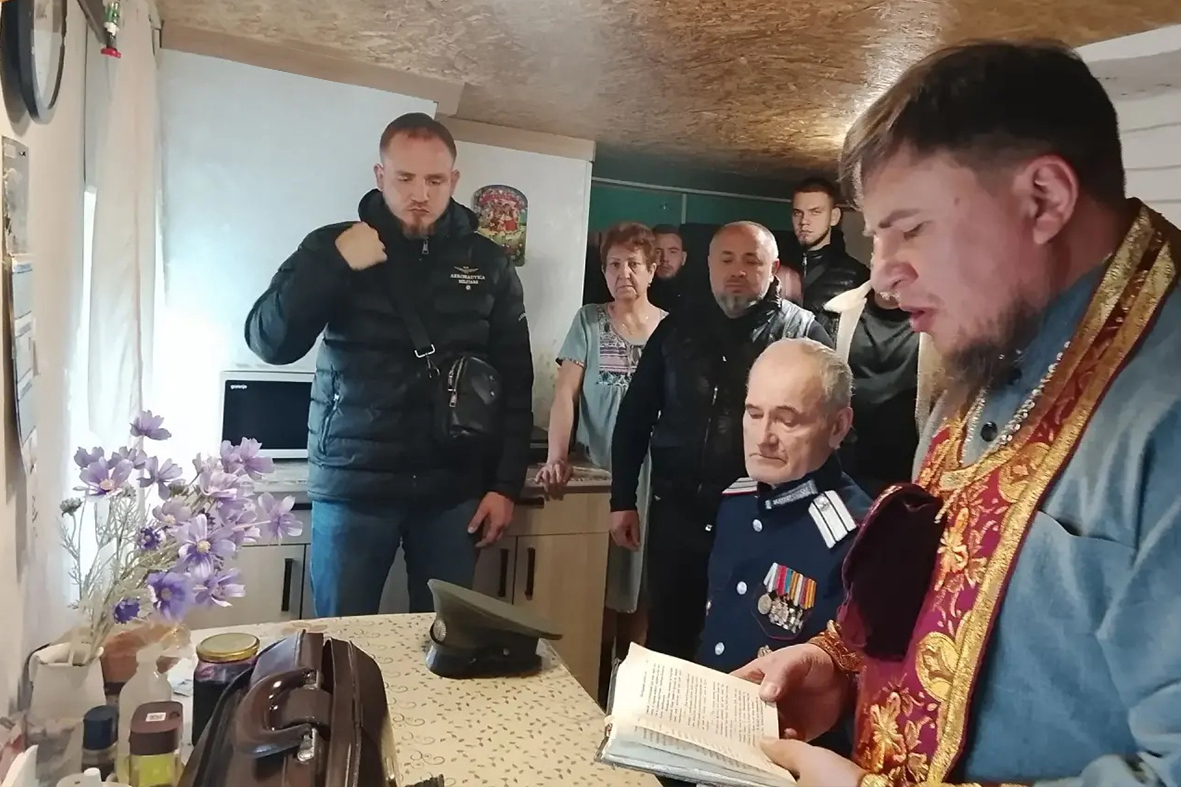 Казаки Регионального отделения СКВРиЗ в Кузбассе посетили тяжелобольного товарища