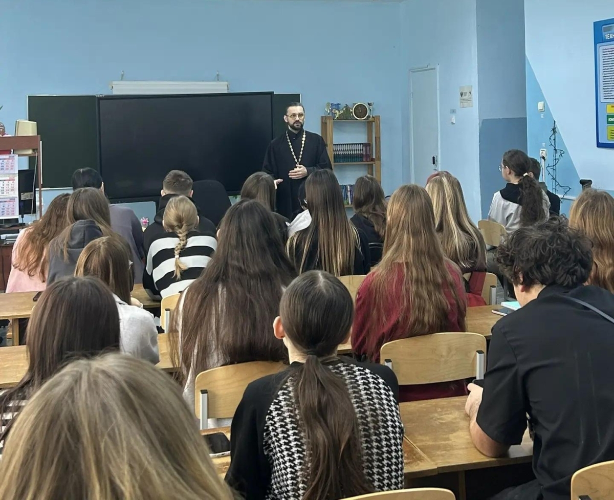 В рамках XXVIII Иоанновских образовательных чтений состоялся круглый стол в городе Топки